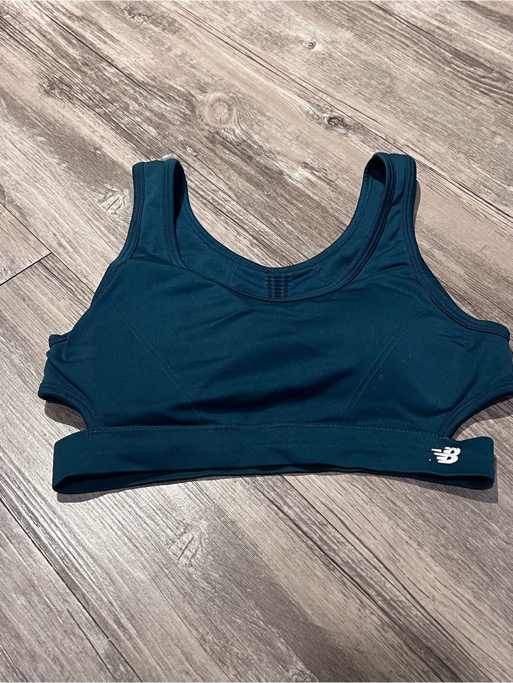 New Balance Women's Green Sports Bra - Supportive Workout Bra,Some discoloration
